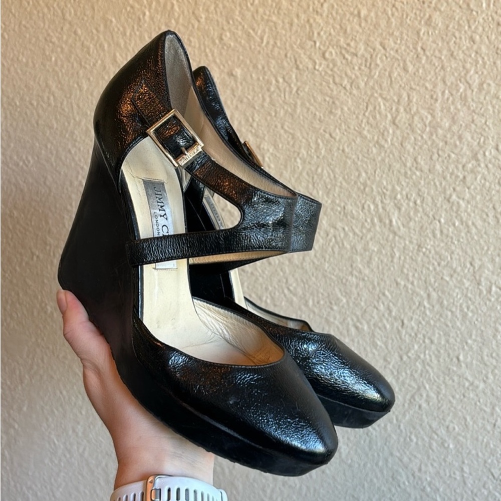 Jimmy Choo Patent black leather wedge heels strappy gold hardware size EU 40